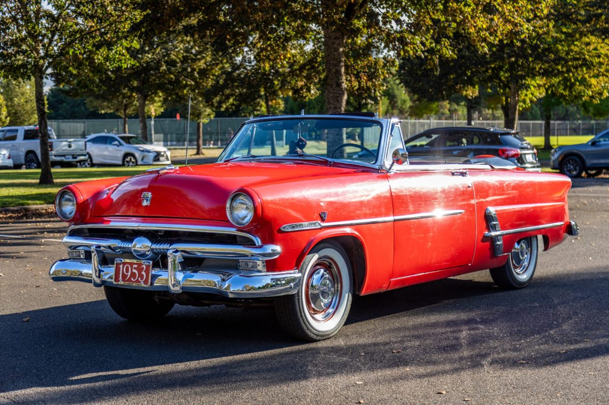 1953 Ford Crestline Sunliner 3-Speed