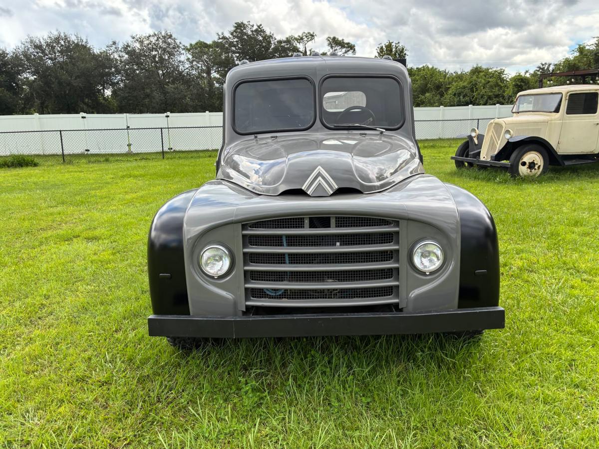 1957 Citroen U23 bodied flatbed project