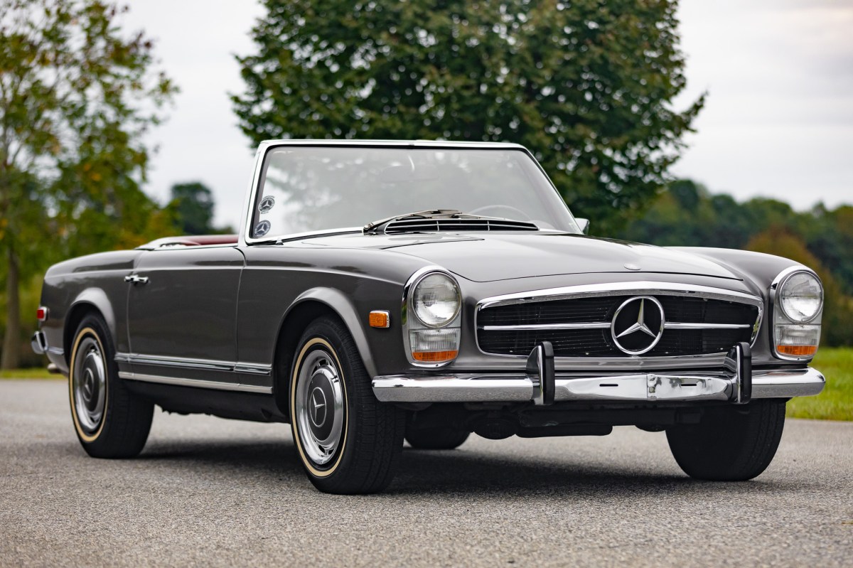 1969 Mercedes-Benz 280SL 4-Speed