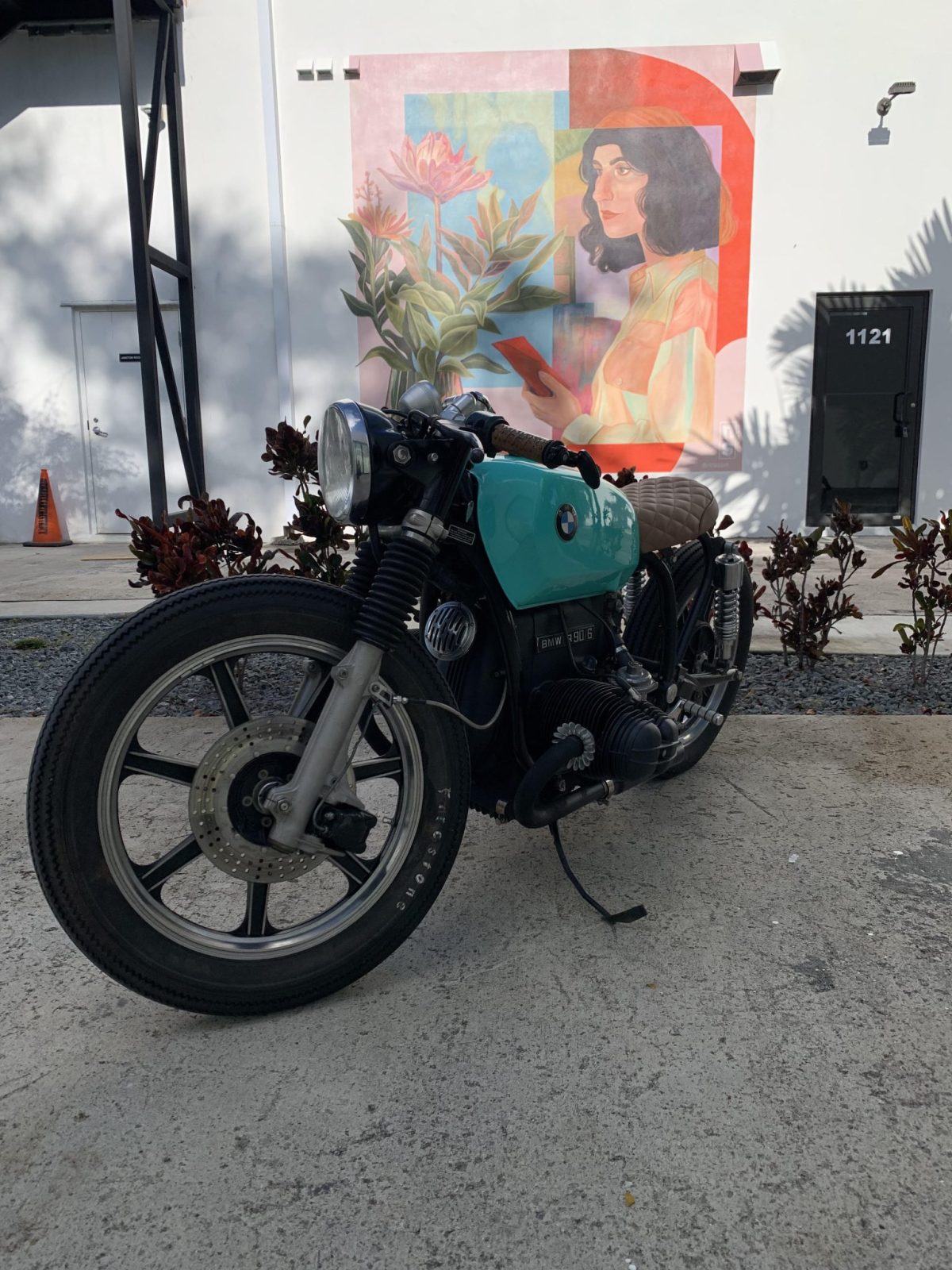 Modified 1975 BMW R90/6