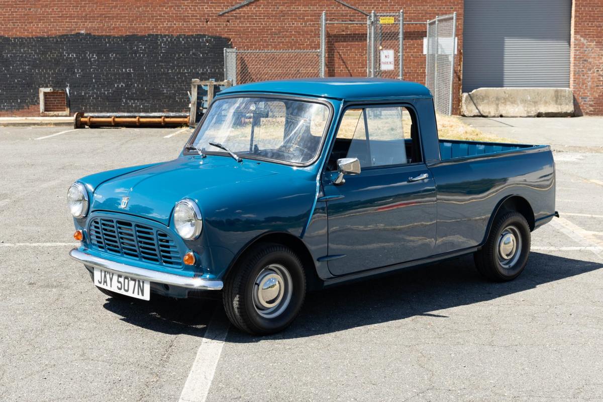1975 Mini Pickup