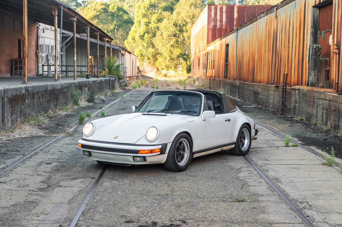 1988 Porsche 911 Carrera Targa G50
