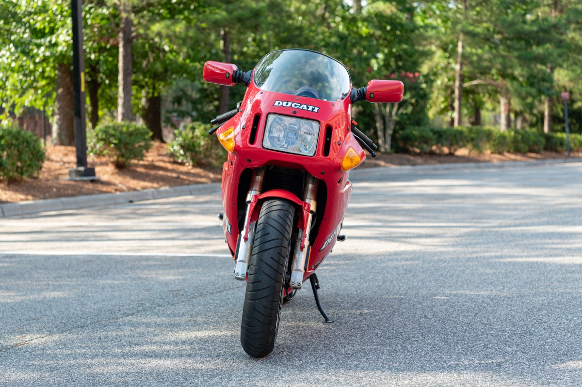 2k-Mile 1991 Ducati 851 Strada