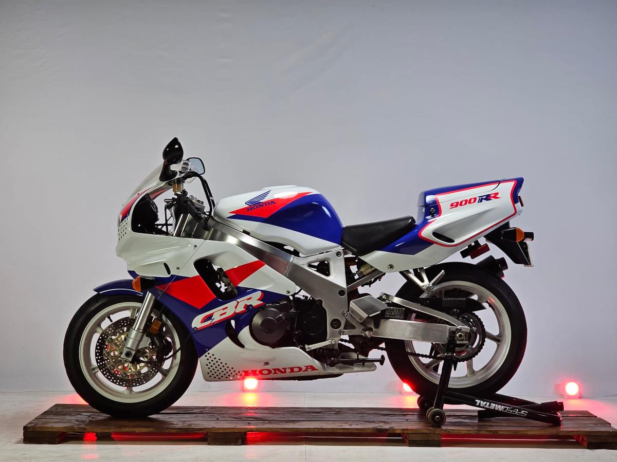 1993 Honda CBR900RR FireBlade