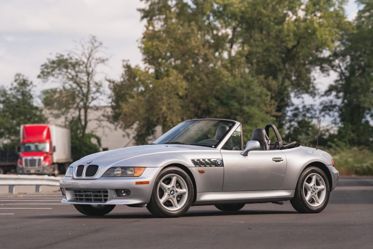 45k-Mile 1998 BMW Z3 2.8 5-Speed