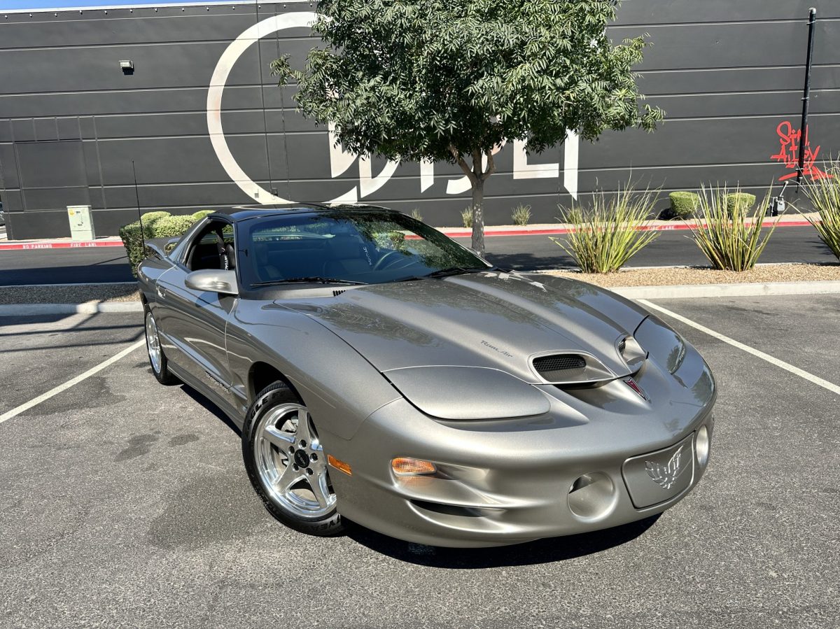 573-Mile 2000 Pontiac Firebird Trans Am WS6 Coupe