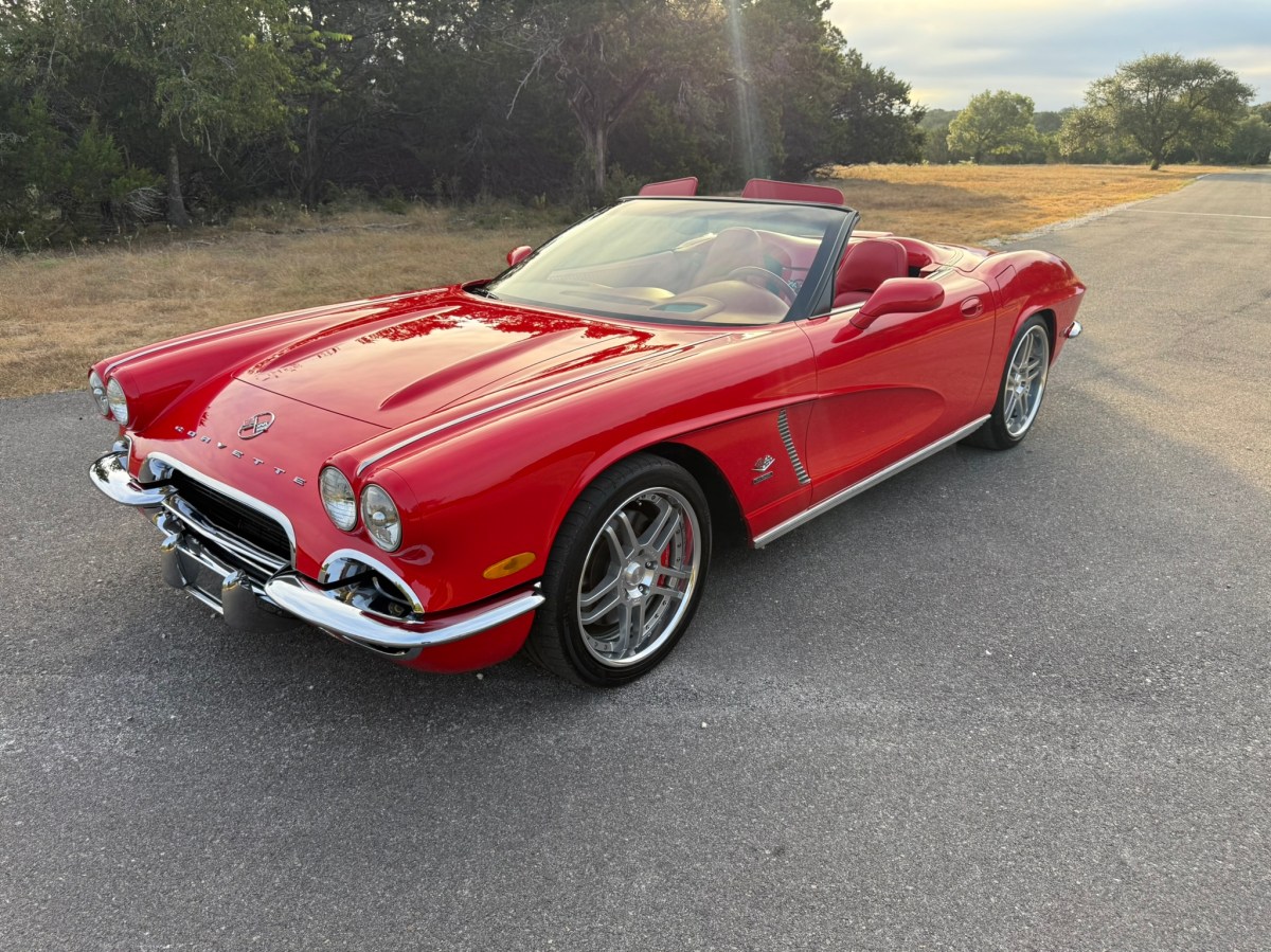 C1-Style 2004 Chevrolet Corvette Convertible by CRC 6-Speed