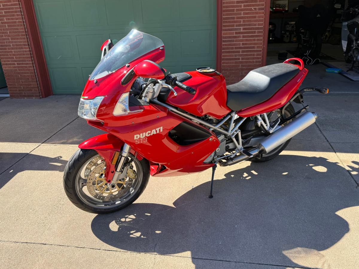 2005 Ducati ST3