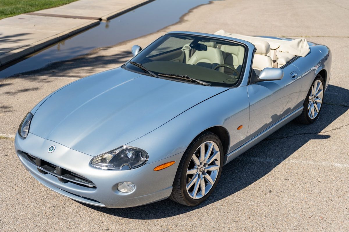 38k-Mile 2006 Jaguar XK8 Convertible Victory Edition