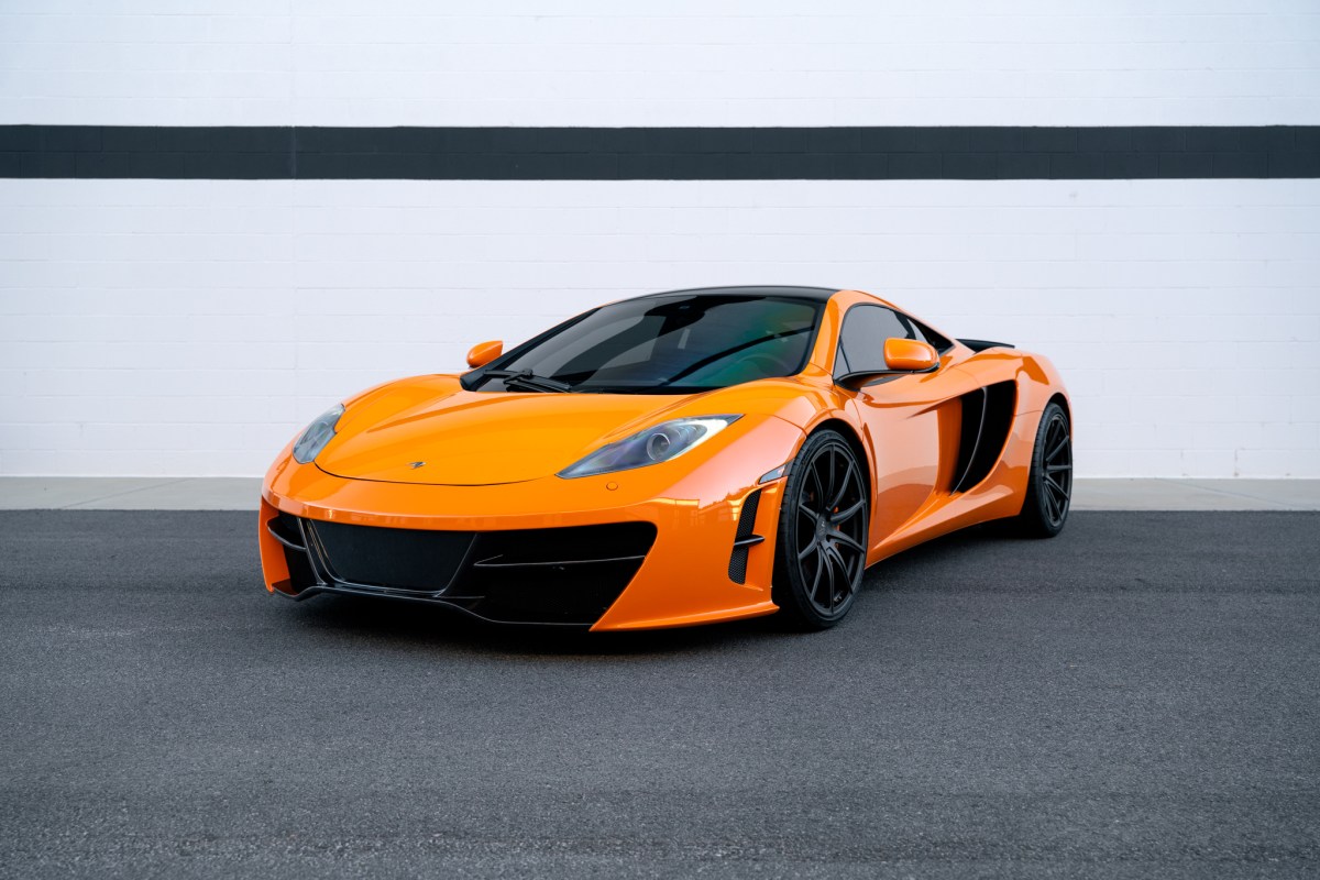 4,500-Mile 2012 McLaren MP4-12C
