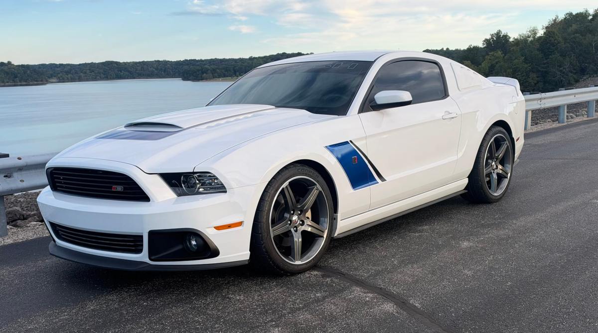 7k-Mile 2014 Ford Mustang GT Coupe Roush Stage 3 6-Speed