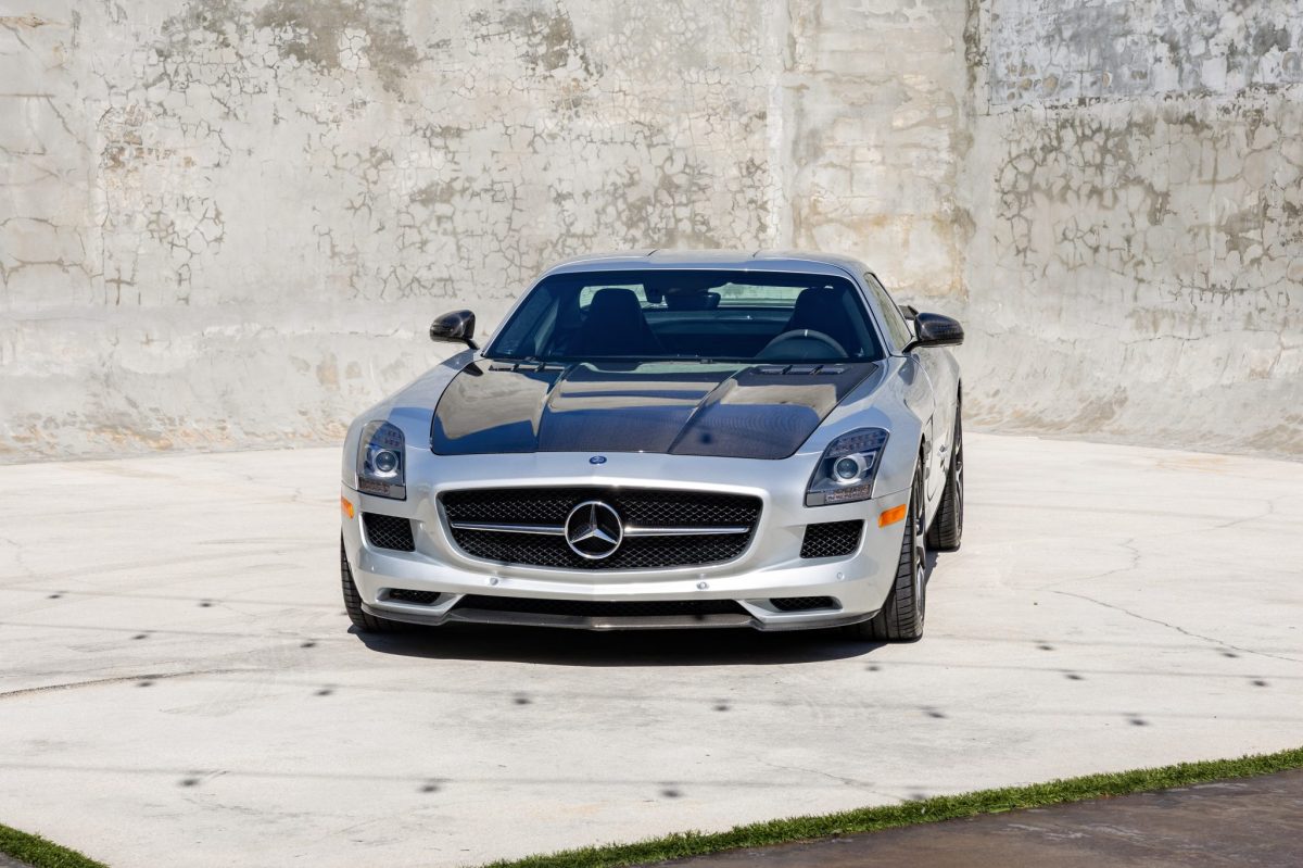 24k-Mile 2015 Mercedes-Benz SLS AMG GT Coupe Final Edition