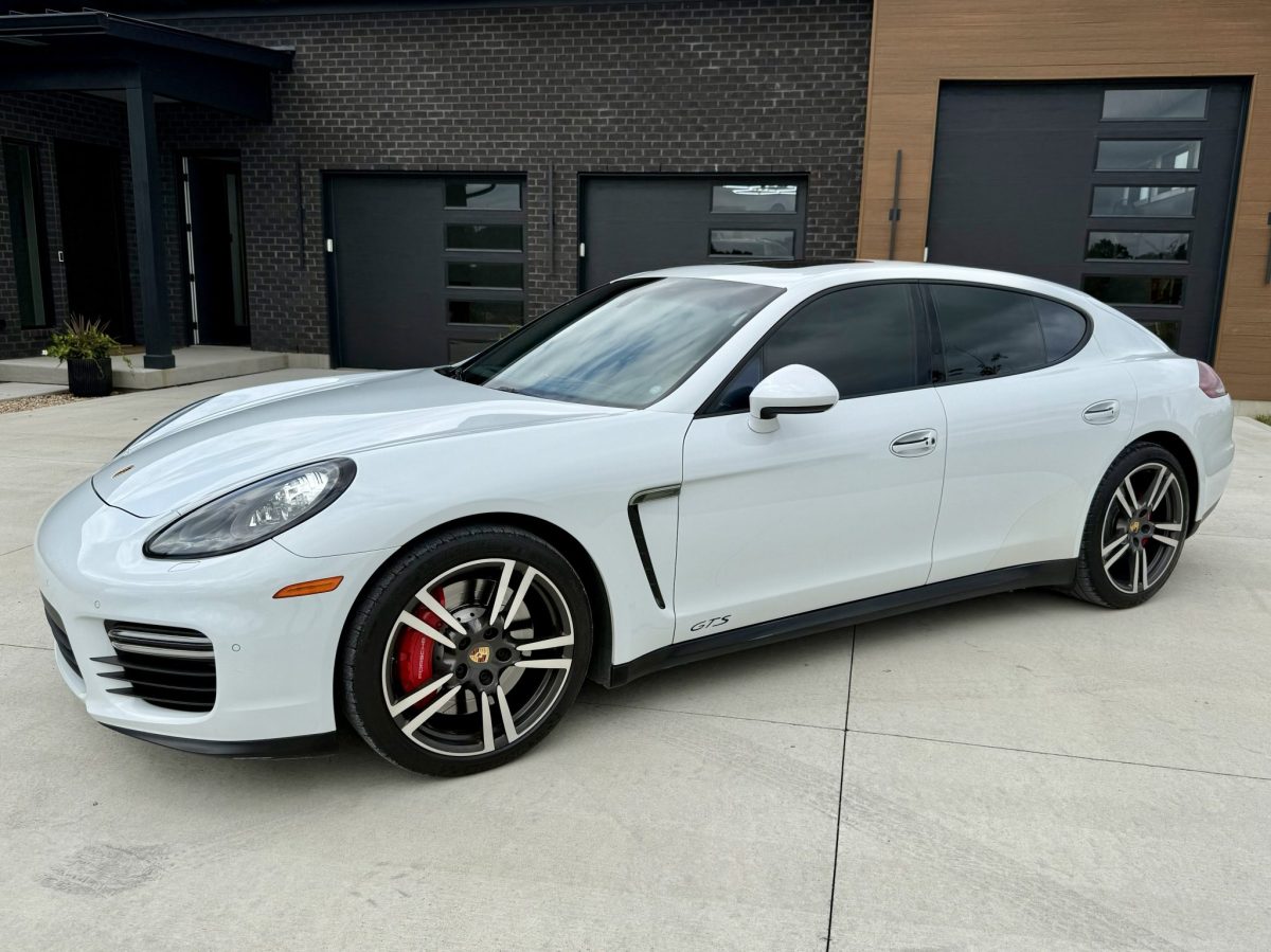 2016 Porsche Panamera GTS