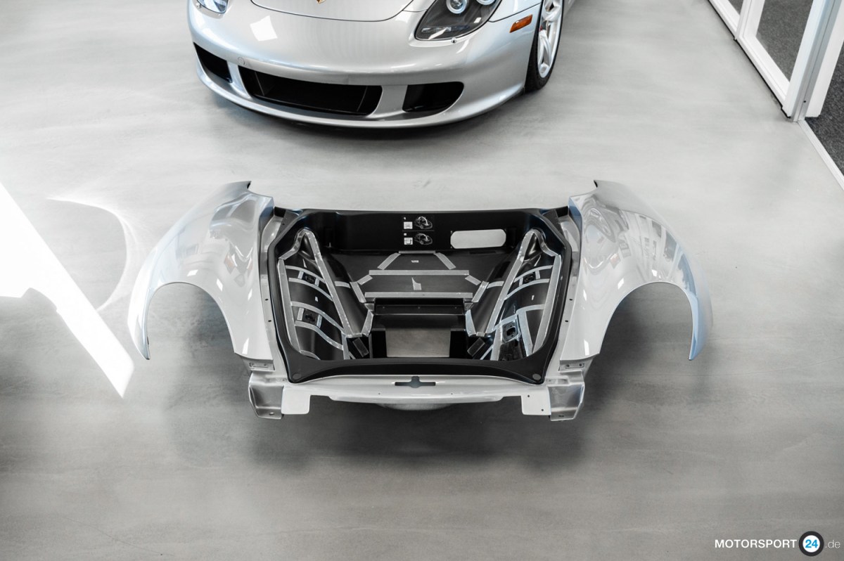 Porsche Carrera GT Front Bodywork